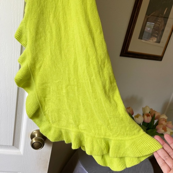 Lilly Pulitzer Cashmere Ruffle Wrap Spring Winter Scarf Shawl Lime Green OS EUC - Picture 2 of 7